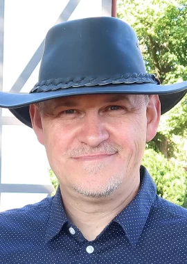 maciek strzyżewski